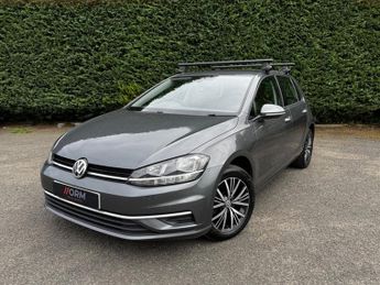 Volkswagen Golf SE TSI