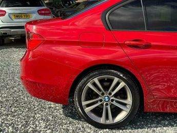 BMW 3 SERIES 2.0 320d Sport Auto Euro 5 (s/s) 4dr