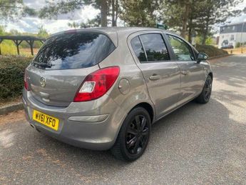 Vauxhall Corsa 1.4 16V Exclusiv Auto Euro 5 5dr (A/C)