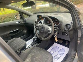 Vauxhall Corsa 1.4 16V Exclusiv Auto Euro 5 5dr (A/C)