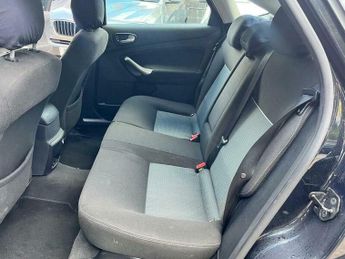 Ford Mondeo 2.0 TDCi Zetec 5dr