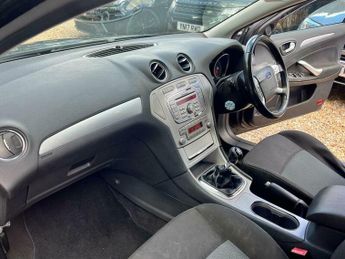 Ford Mondeo 2.0 TDCi Zetec 5dr