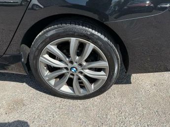 BMW 2 SERIES 2.0 220d M Sport Auto Euro 6 (s/s) 5dr