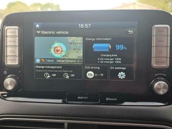 Hyundai KONA 64kWh Premium SE Auto 5dr