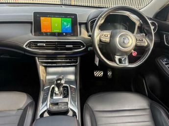 MG MG HS 1.5 T-GDI Exclusive DCT Euro 6 (s/s) 5dr