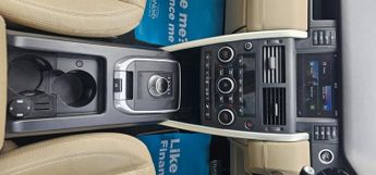 Land Rover Discovery Sport TD4 HSE