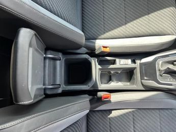 Volkswagen T-Roc R-LINE TDI EVO DSG
