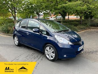 Honda Jazz I-VTEC ES PLUS