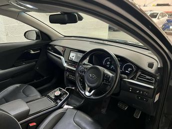 Kia Niro 4 PLUS