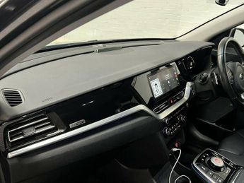 Kia Niro 4 PLUS