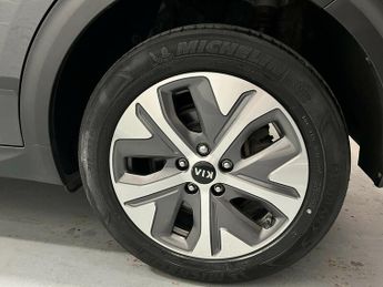 Kia Niro 4 PLUS
