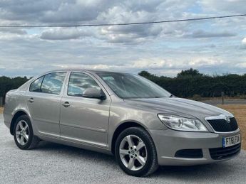 Skoda Octavia 1.6 TDI SE Plus DSG Euro 5 5dr