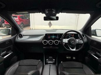 Mercedes-Benz B Class 1.3 B250e 15.6kWh AMG Line (Executive) 8G-DCT Euro 6 (s/s) 5dr