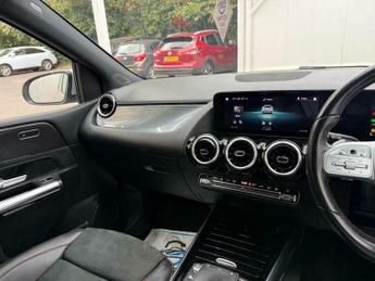 Mercedes-Benz B Class 1.3 B250e 15.6kWh AMG Line (Executive) 8G-DCT Euro 6 (s/s) 5dr