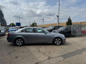 BMW 5 SERIES 2.5 525i SE Saloon 4dr Petrol Auto Euro 4 (218 ps)
