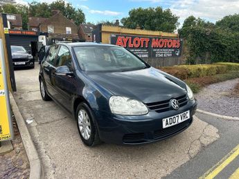 Volkswagen Golf MATCH FSI 115