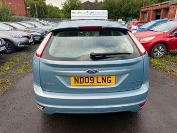 Ford Focus 1.6 Zetec 5dr