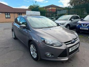Ford Focus 1.0T EcoBoost Titanium Navigator Euro 5 (s/s) 5dr