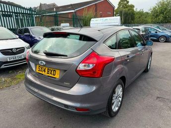 Ford Focus 1.0T EcoBoost Titanium Navigator Euro 5 (s/s) 5dr