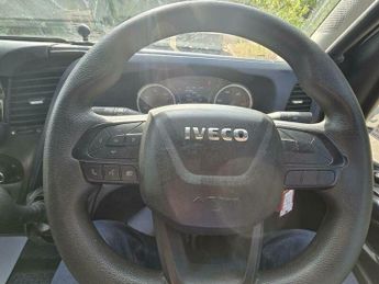 Iveco Daily 3.0D HPI 16V 70C 3750 Business Chassis Double Cab 4dr Diesel HiM