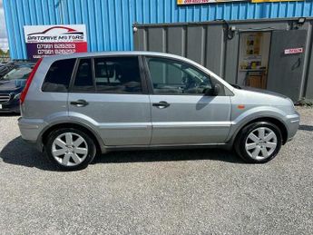 Ford Fusion 1.6 + 5dr