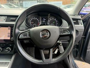 Skoda Octavia 1.6 TDI SCR SE Technology DSG Euro 6 (s/s) 5dr