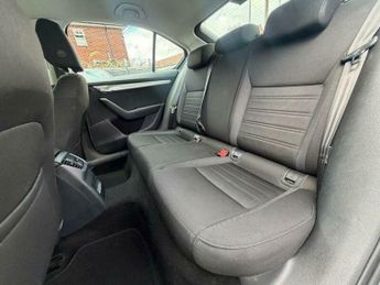 Skoda Octavia 1.6 TDI SCR SE Technology DSG Euro 6 (s/s) 5dr