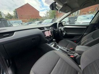 Skoda Octavia 1.6 TDI SCR SE Technology DSG Euro 6 (s/s) 5dr