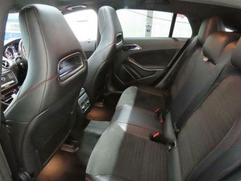 Mercedes-Benz CLA 2.1 CLA220d AMG Line Shooting Brake 7G-DCT Euro 6 (s/s) 5dr