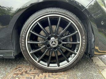 Mercedes-Benz CLA 2.1 CLA220d AMG Line Shooting Brake 7G-DCT Euro 6 (s/s) 5dr