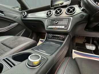 Mercedes-Benz CLA 2.1 CLA220d AMG Line Shooting Brake 7G-DCT Euro 6 (s/s) 5dr