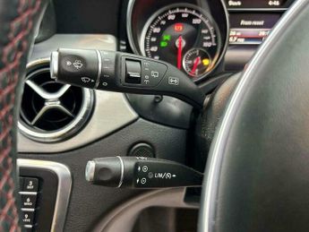 Mercedes-Benz CLA 2.1 CLA220d AMG Line Shooting Brake 7G-DCT Euro 6 (s/s) 5dr