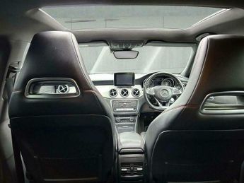 Mercedes-Benz CLA 2.1 CLA220d AMG Line Shooting Brake 7G-DCT Euro 6 (s/s) 5dr