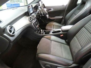 Mercedes-Benz CLA 2.1 CLA220d AMG Line Shooting Brake 7G-DCT Euro 6 (s/s) 5dr