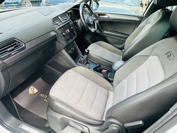 Volkswagen Tiguan R-LINE TDI