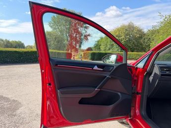 Volkswagen Golf GT TDI BLUEMOTION TECHNOLOGY DSG