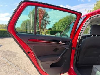 Volkswagen Golf GT TDI BLUEMOTION TECHNOLOGY DSG