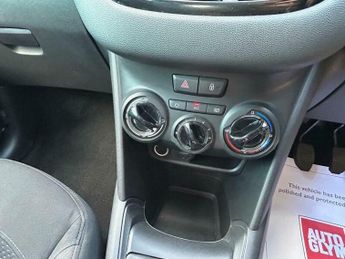 Peugeot 208 1.2 VTi Active Euro 5 5dr