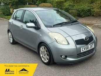 Toyota Yaris 1.3 VVT-i SR 5dr