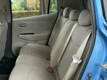 Nissan Leaf 24kWh Auto 5dr