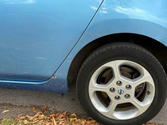 Nissan Leaf 24kWh Auto 5dr