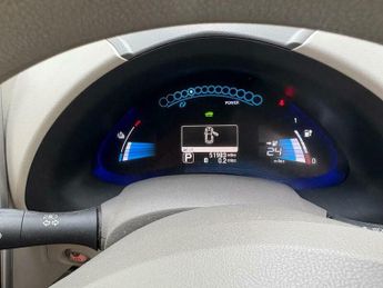 Nissan Leaf 24kWh Auto 5dr