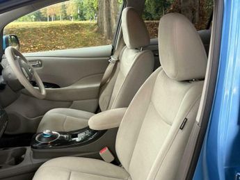 Nissan Leaf 24kWh Auto 5dr