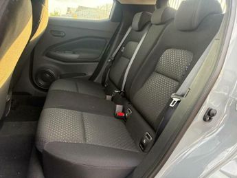 Nissan Juke 1.0 DIG-T Acenta Premium DCT Auto Euro 6 (s/s) 5dr