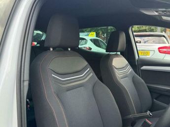 SEAT Ibiza 1.0 TSI FR DSG Euro 6 (s/s) 5dr