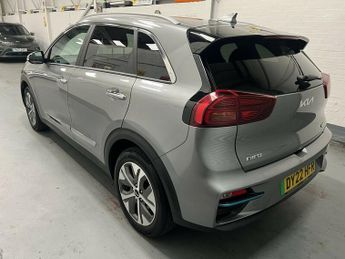 Kia Niro 4 PLUS