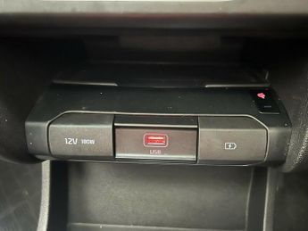 Kia Niro 4 PLUS