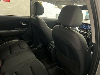 Kia Niro 4 PLUS