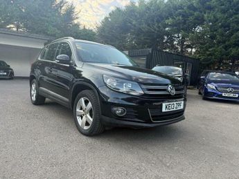 Volkswagen Golf 35.8kWh e-Golf Auto 5dr