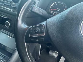 Volkswagen Golf 35.8kWh e-Golf Auto 5dr